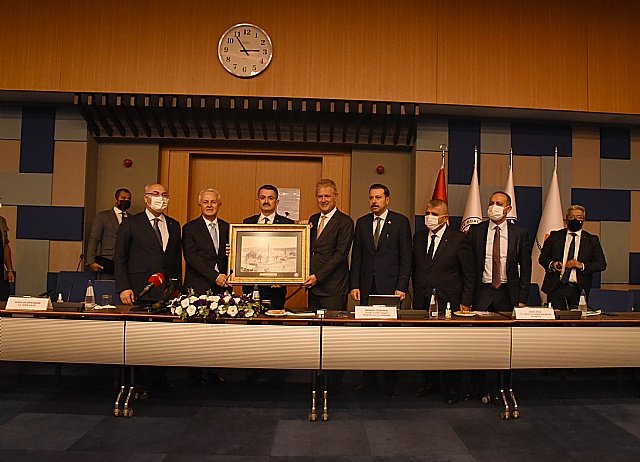 Bakan Pakdemirli:� Tar�ma Dayal� OSB�leri en k�sa s�rede hayata ge�irmek istiyoruz
