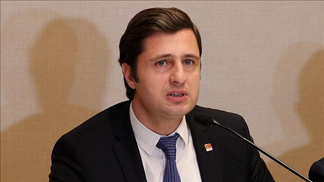 Y�cel�den Ankara mesaisi ve Bergamal� kad�nlara b�y�k jest
