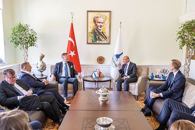 Ba�kan Soyer Finlandiya heyetini a��rlad�