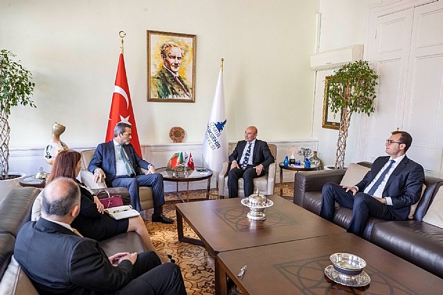 Ba�kan Soyer Portekiz B�y�kel�isi�ni Terra Madre�ye davet etti