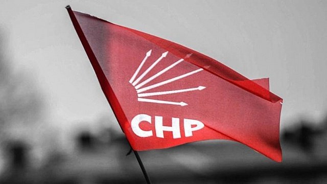 CHP�de o il�ede ba�kan istifa etti!