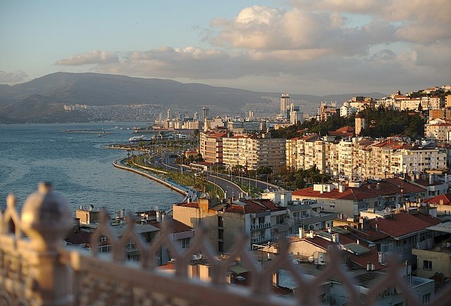 Yabanc� yat�r�mc�n�n g�z� �zmir�de