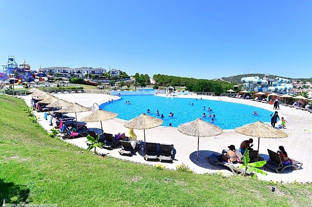Oasis Aquapark bu y�l da sa�l�kl� ve g�venli e�lence imkan� sunuyor